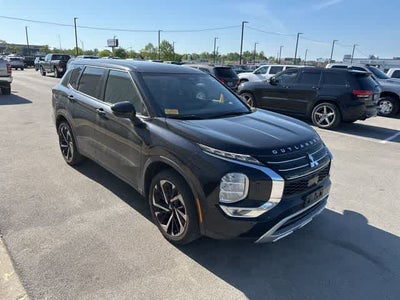 2022 Mitsubishi Outlander SE