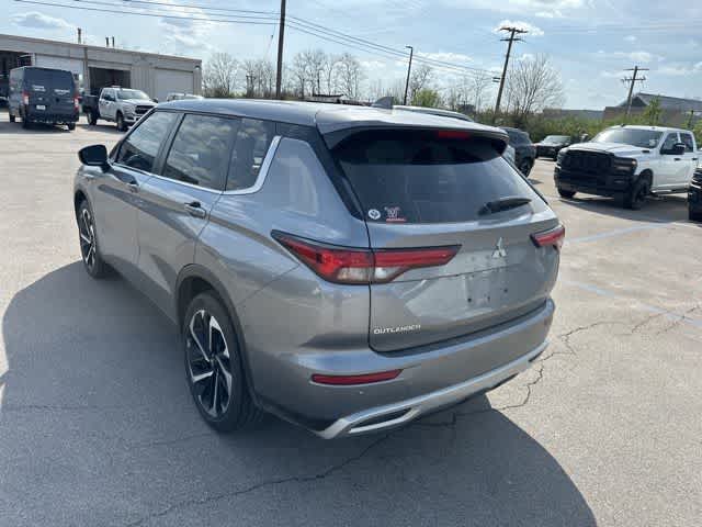 2024 Mitsubishi Outlander SE