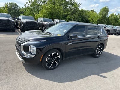 2025 Mitsubishi Outlander Plug-In Hybrid SE