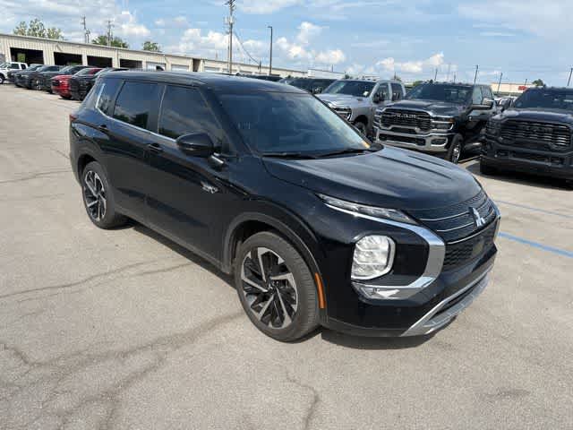 2025 Mitsubishi Outlander Plug-In Hybrid SE