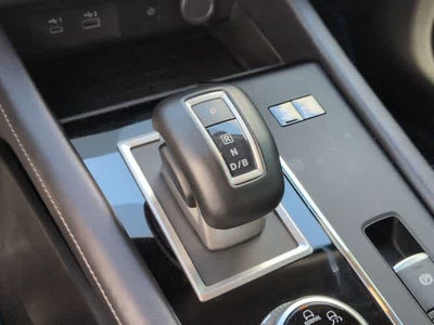 2025 Mitsubishi Outlander Plug-In Hybrid SE