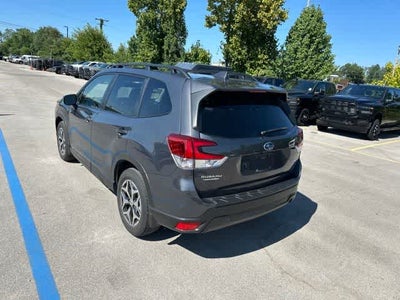 2023 Subaru Forester Premium