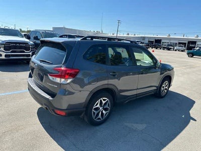 2023 Subaru Forester Premium