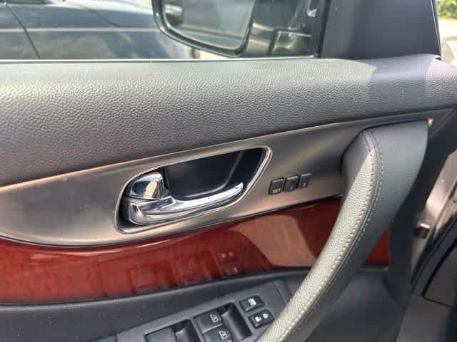 2009 INFINITI FX35 AWD 4dr