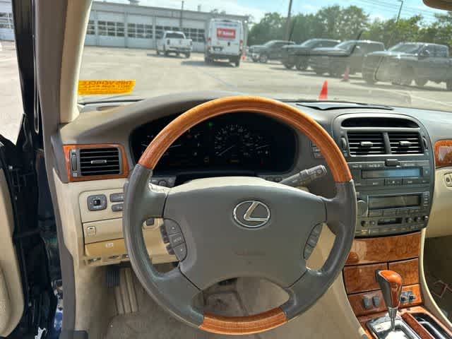 2004 Lexus LS 430 4dr Sdn