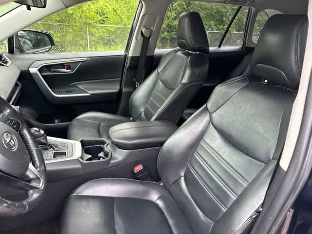 2019 Toyota RAV4 XLE Premium