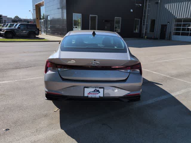 2023 Hyundai Elantra SEL