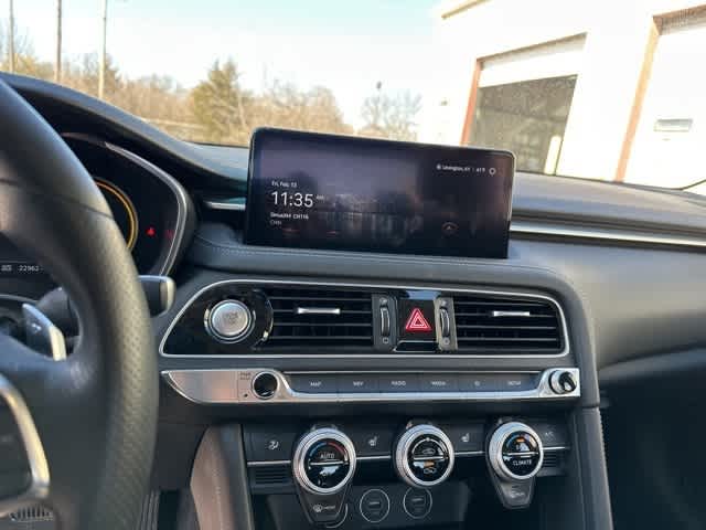 2023 Genesis G70 2.0T