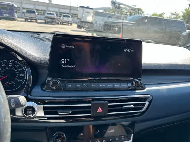 2022 Kia Seltos S
