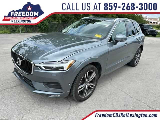 2018 Volvo XC60 Momentum