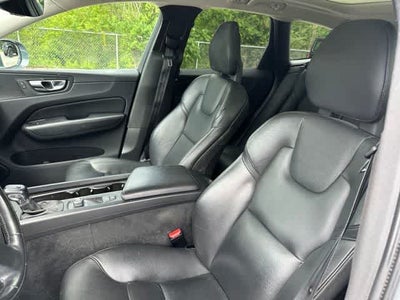 2018 Volvo XC60 Momentum