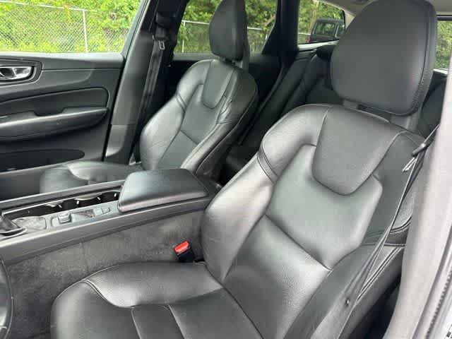 2018 Volvo XC60 Momentum