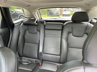 2018 Volvo XC60 Momentum