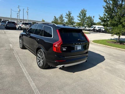 2019 Volvo XC90 Momentum