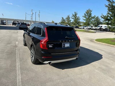 2019 Volvo XC90 Momentum