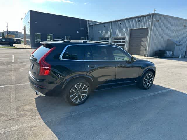 2019 Volvo XC90 Momentum