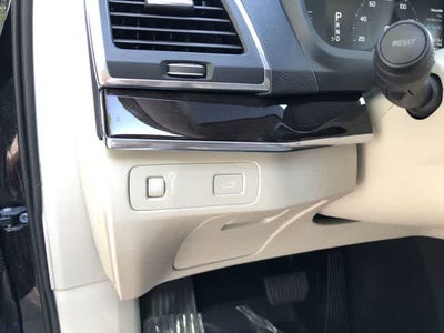 2019 Volvo XC90 Momentum