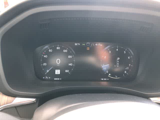 2021 Volvo XC60 Momentum