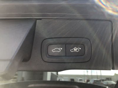 2021 Volvo XC60 Momentum
