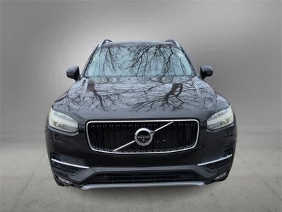 2017 Volvo XC90 Momentum