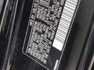 2017 Volvo XC90 Momentum