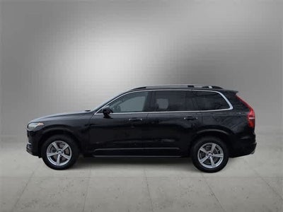 2017 Volvo XC90 Momentum