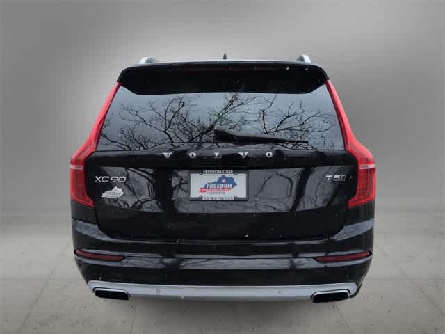 2017 Volvo XC90 Momentum