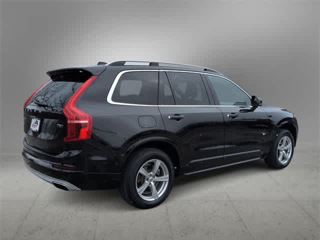 2017 Volvo XC90 Momentum
