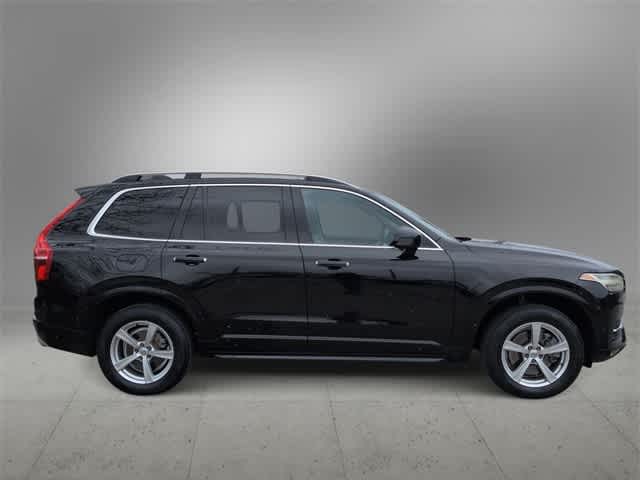 2017 Volvo XC90 Momentum