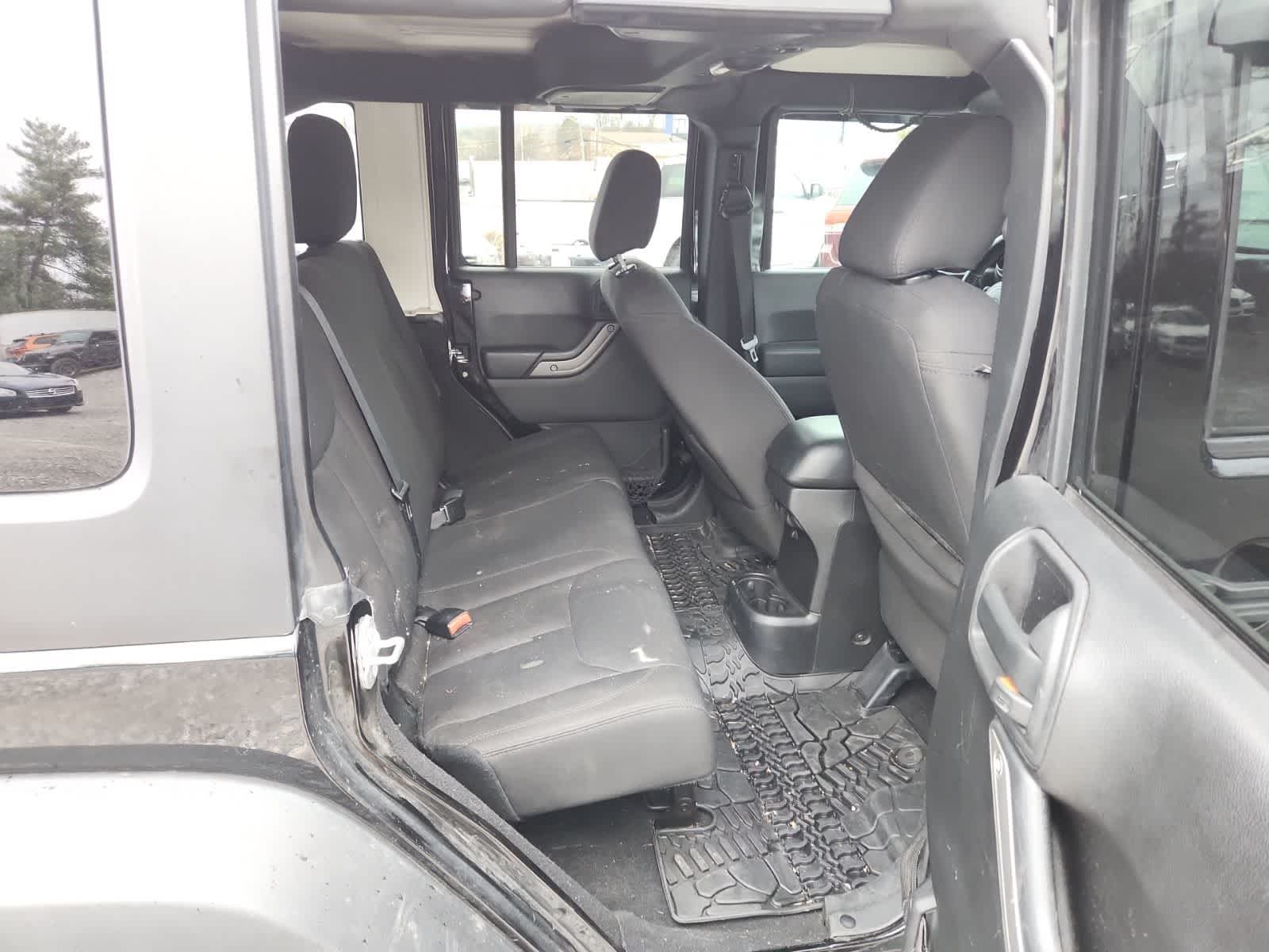 2015 Jeep Wrangler Unlimited Sport