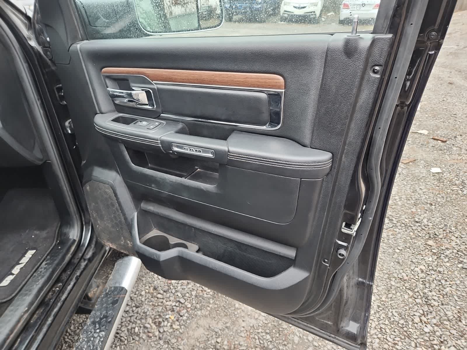 2016 RAM 1500 Laramie