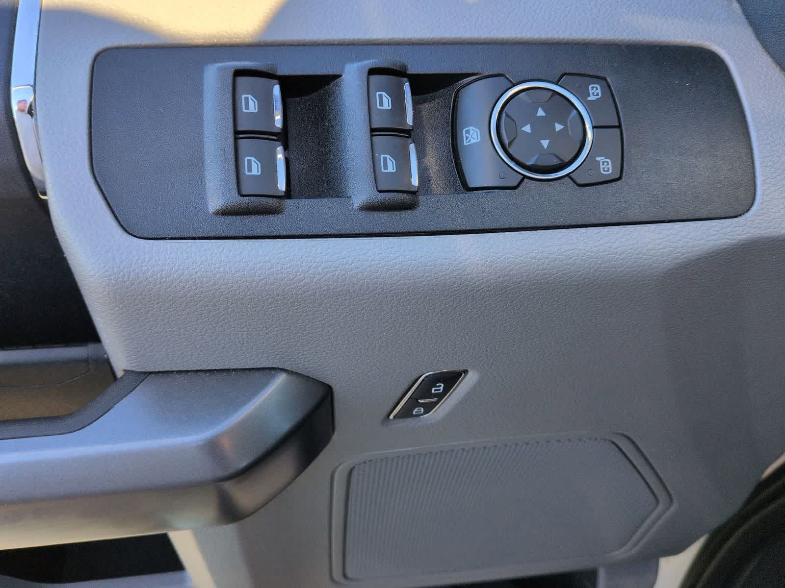 2022 Ford Super Duty F-350 DRW XLT