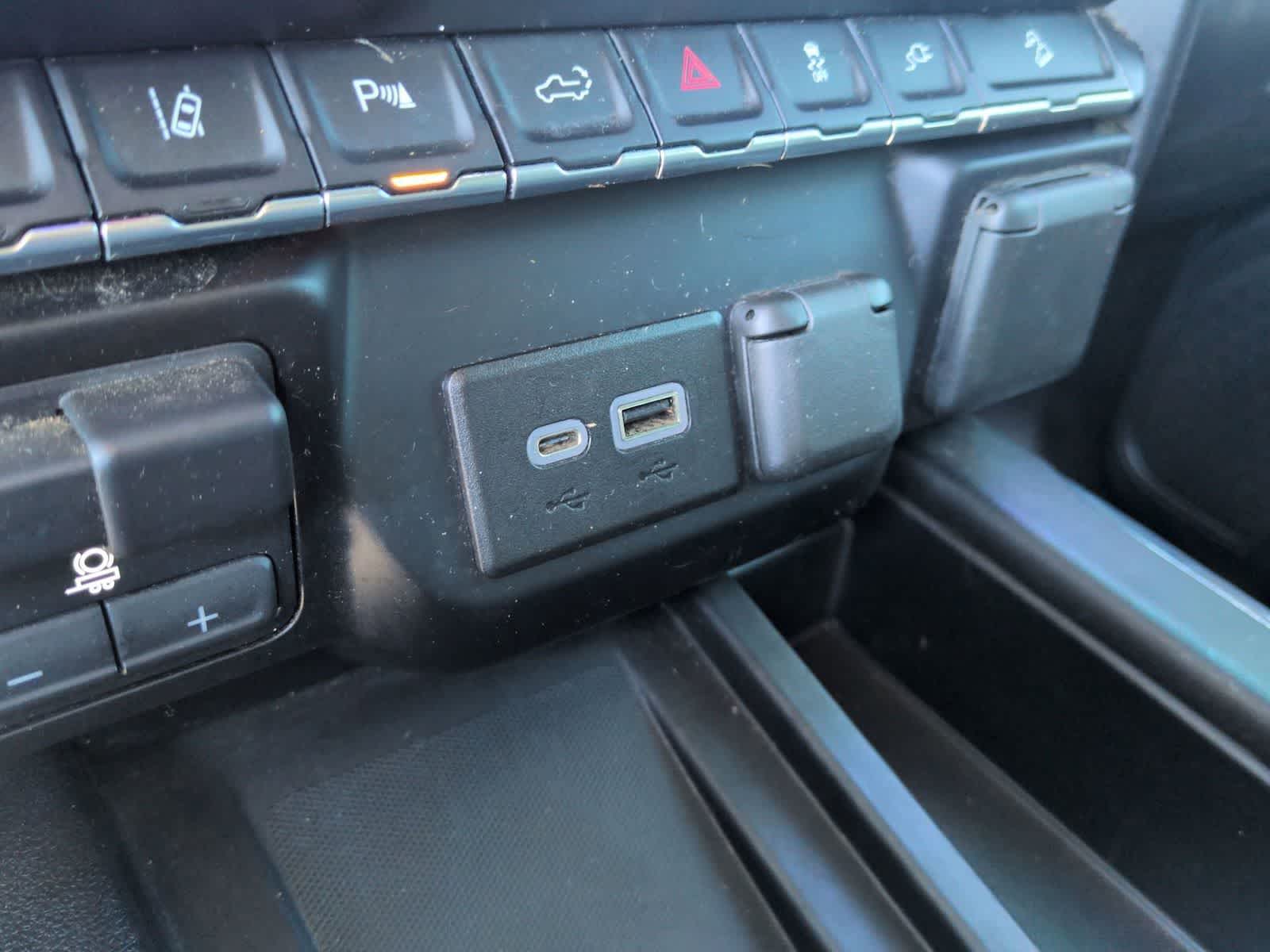 2023 GMC Sierra 2500HD Denali