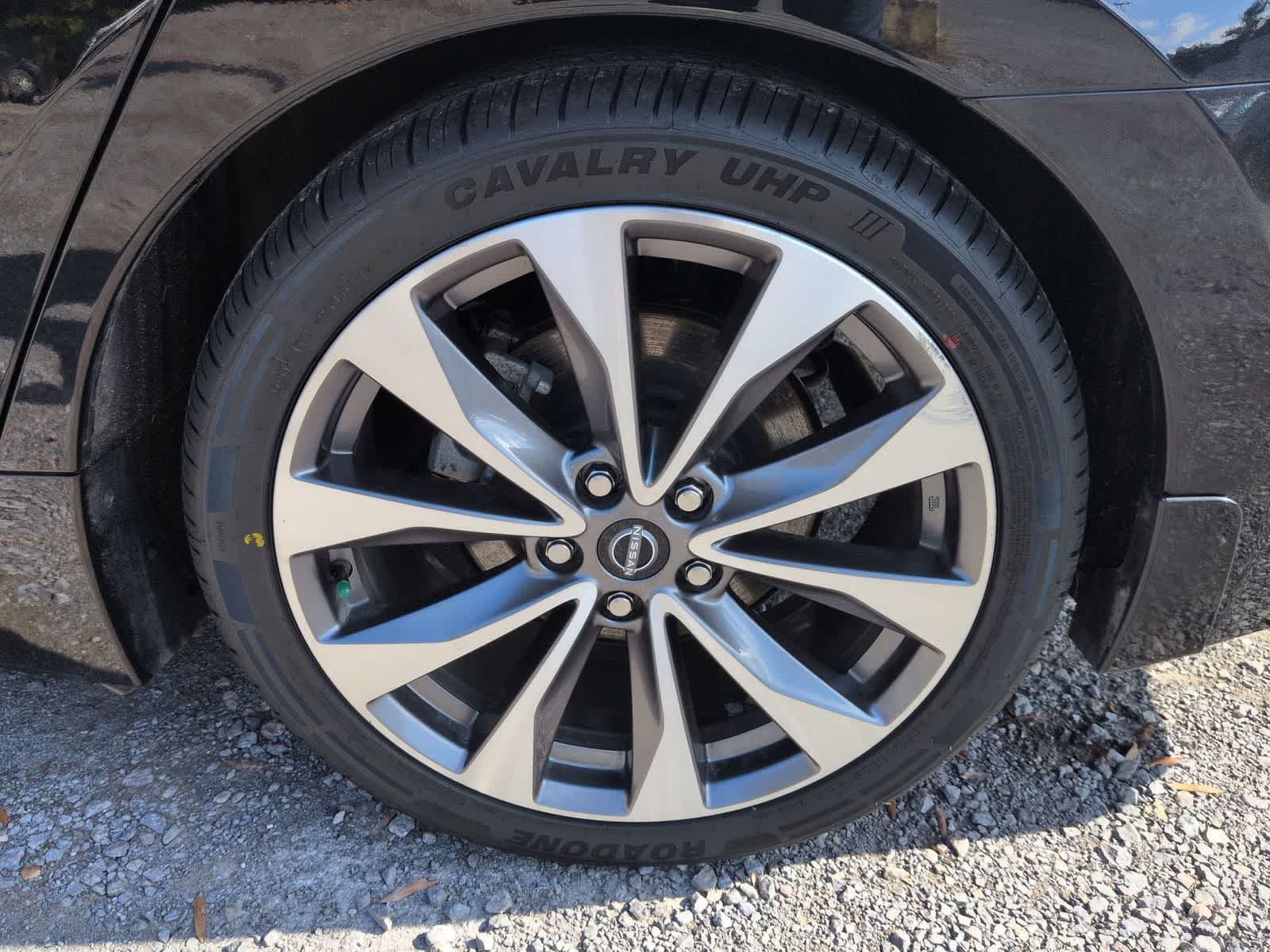 2023 Nissan Maxima Platinum