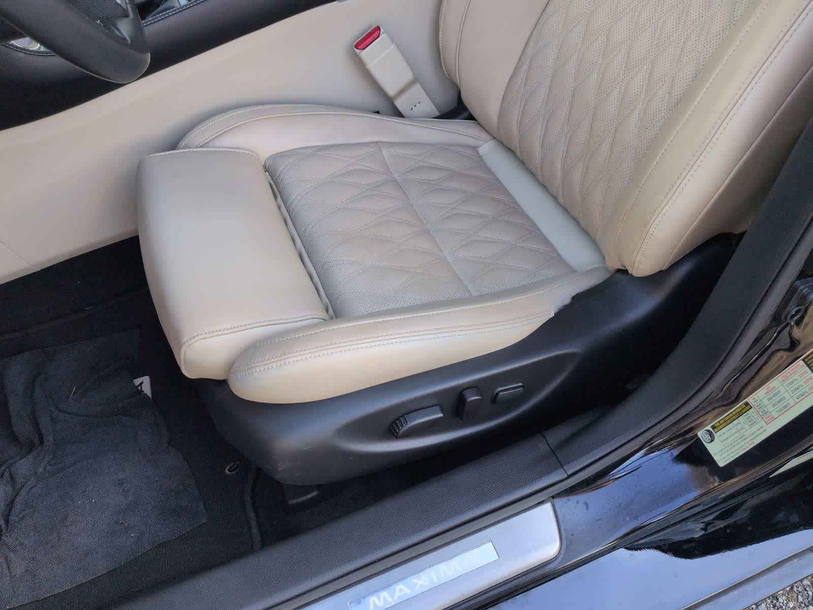 2023 Nissan Maxima Platinum