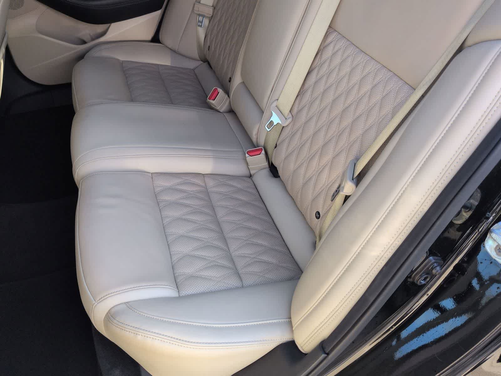 2023 Nissan Maxima Platinum