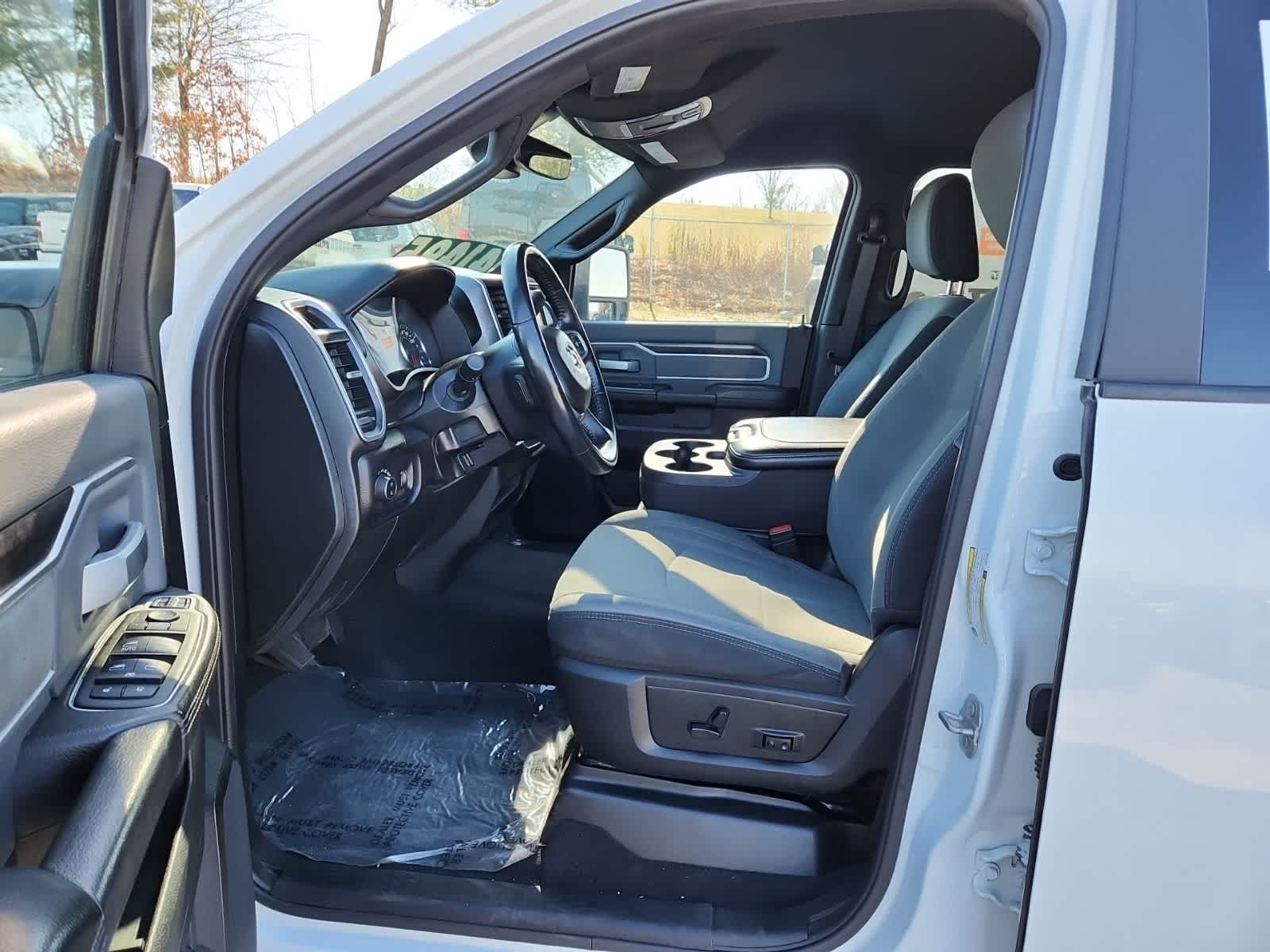 2023 RAM 3500 Big Horn