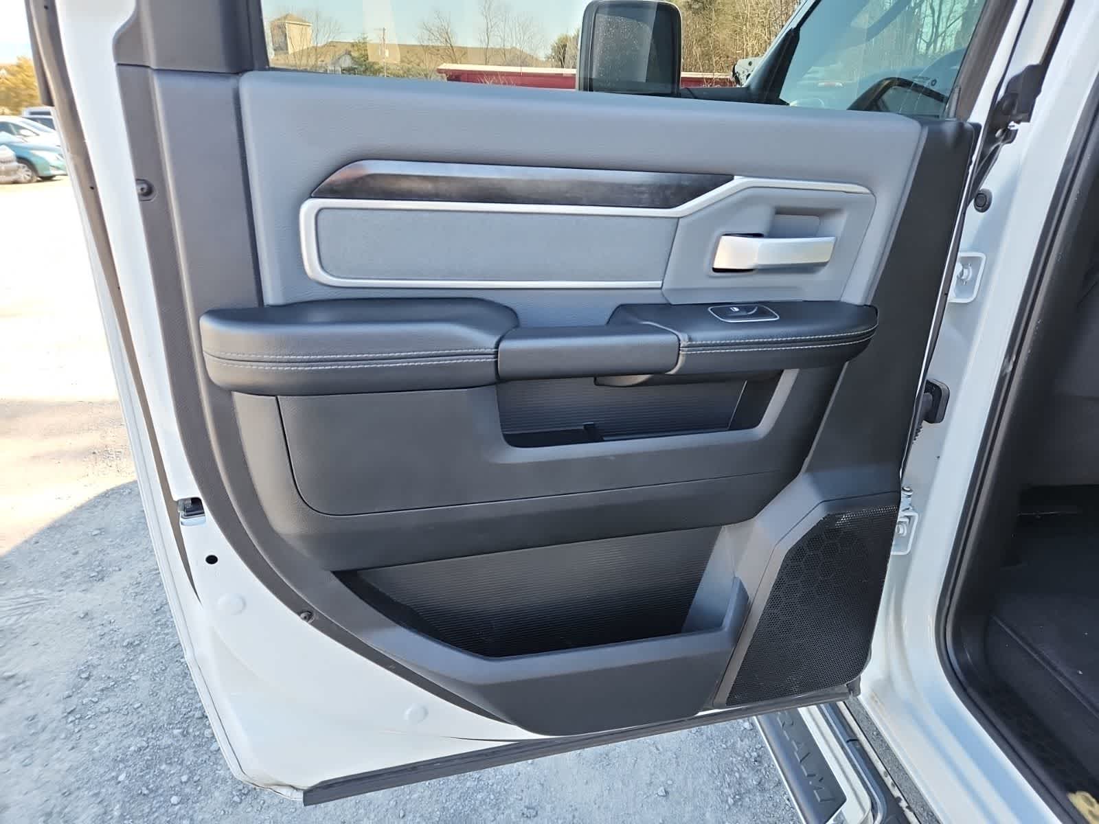 2023 RAM 3500 Big Horn