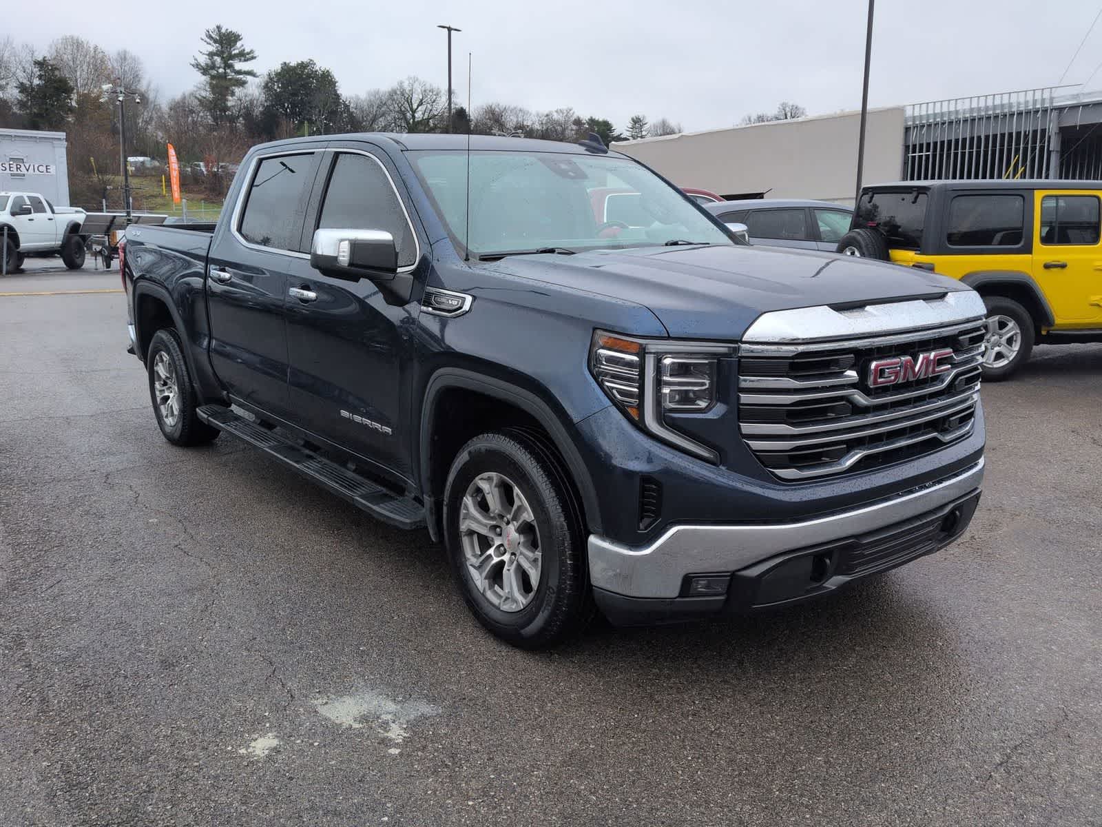 2022 GMC Sierra 1500 SLT