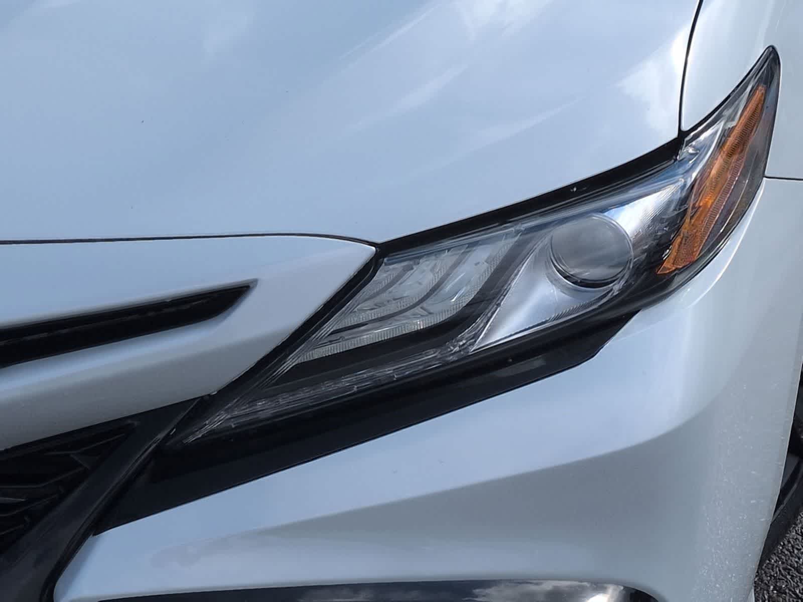 2022 Toyota Camry Hybrid XSE