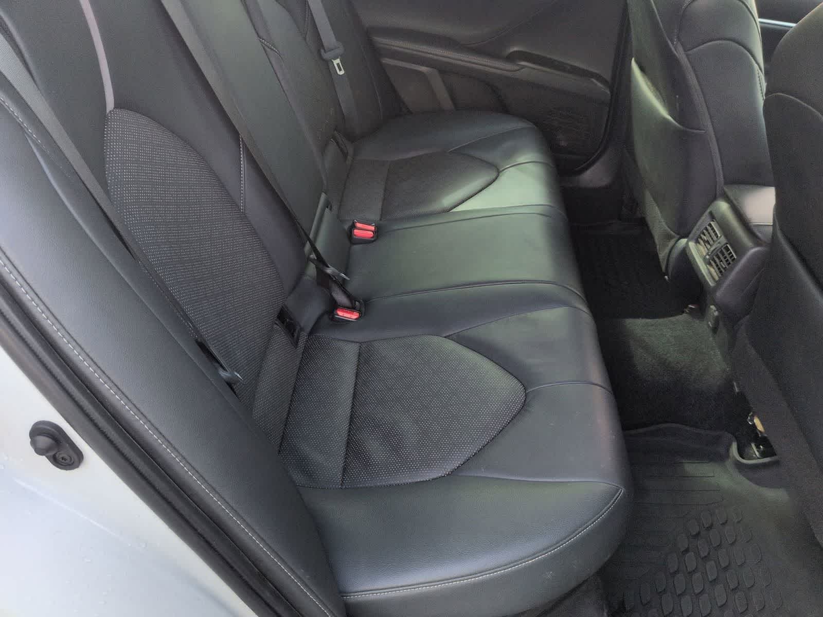 2022 Toyota Camry Hybrid XSE