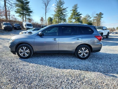 2019 Nissan Pathfinder SL