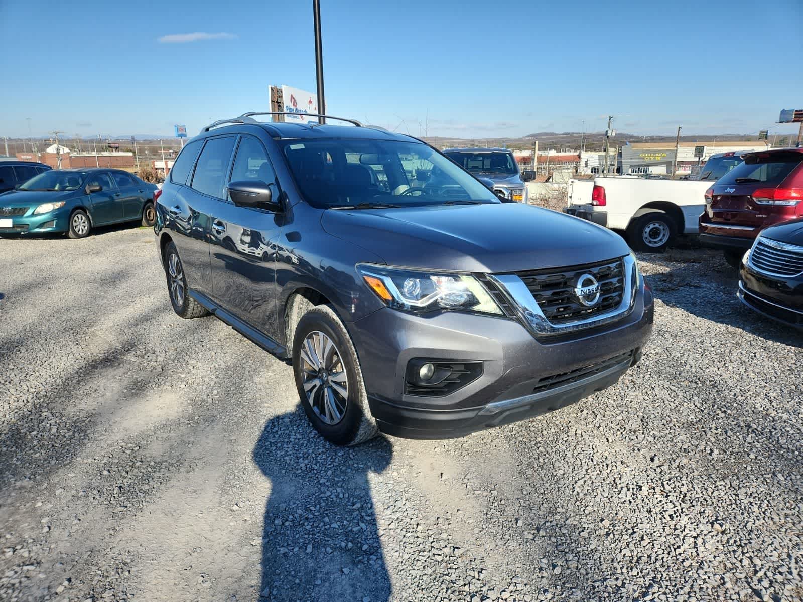 2019 Nissan Pathfinder SL