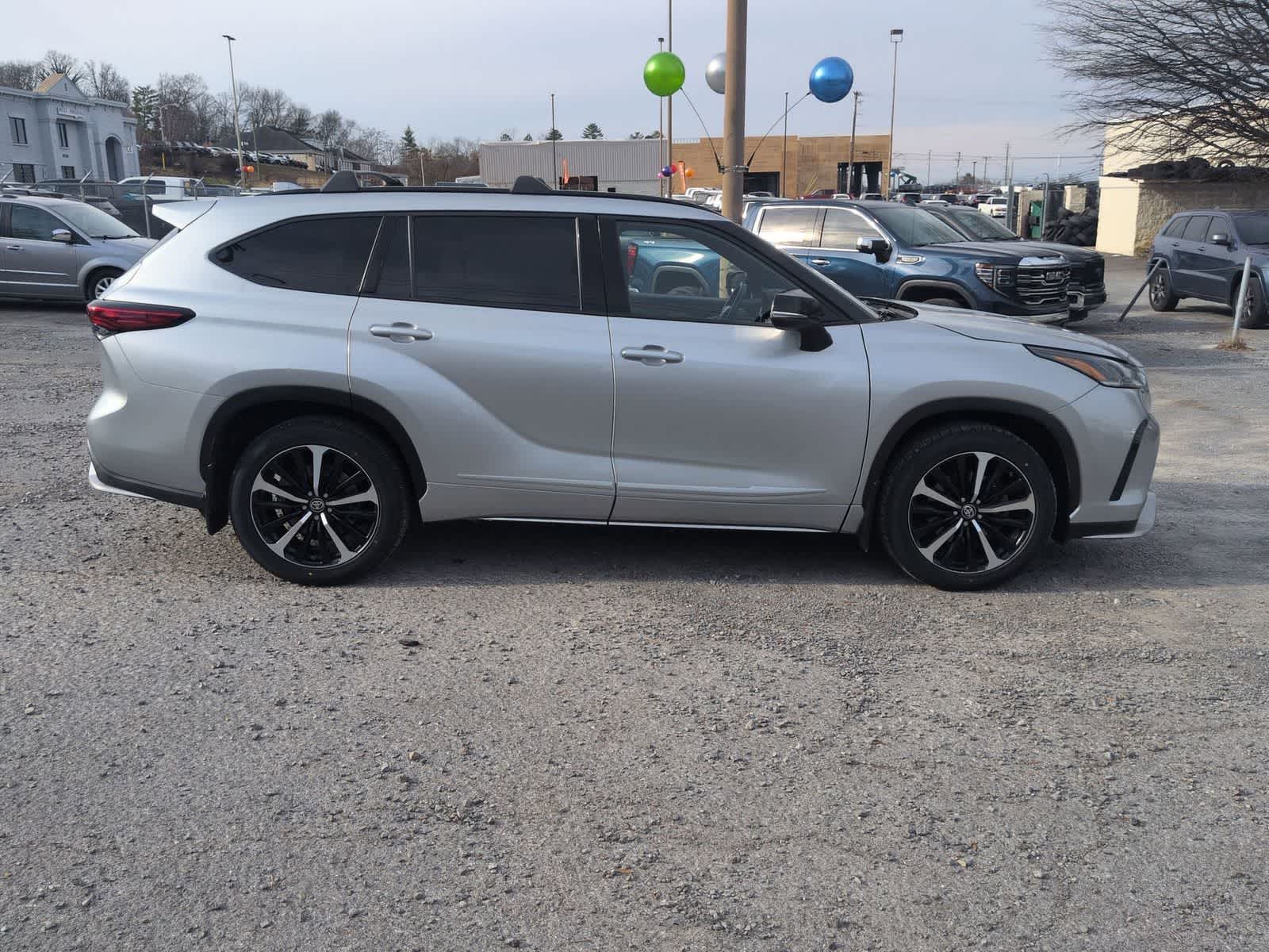 2022 Toyota Highlander XSE