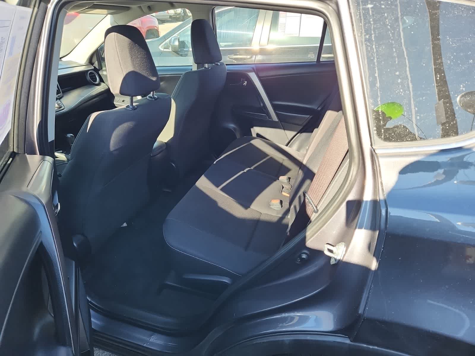 2017 Toyota RAV4 XLE