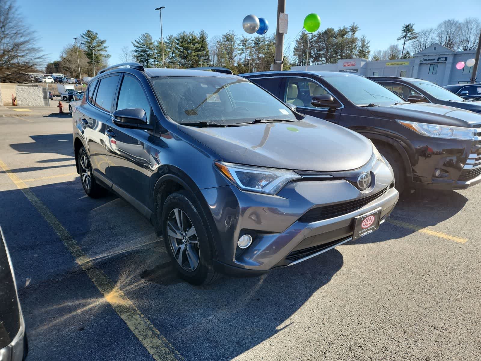 2017 Toyota RAV4 XLE