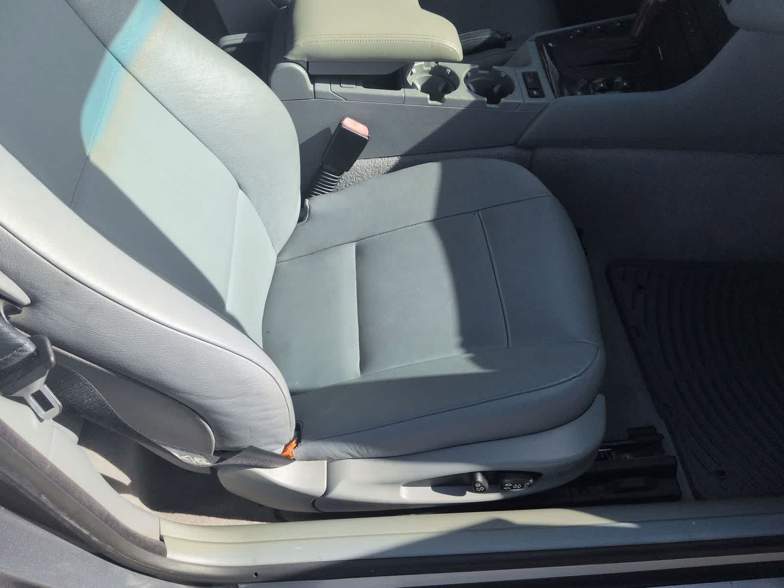 2002 BMW 3 Series 325Ci