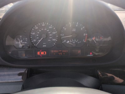 2002 BMW 3 Series 325Ci